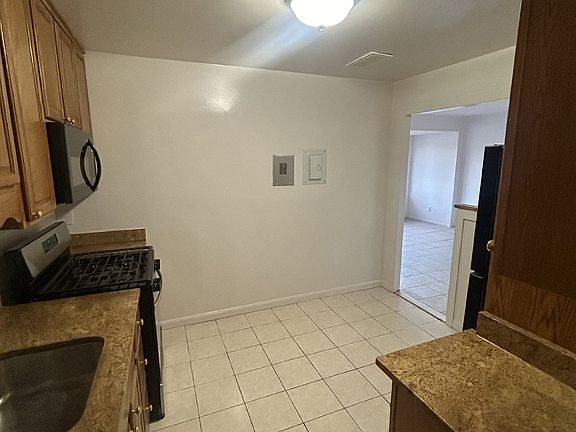 2nd image of 19423 Brassie Pl APT 301