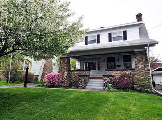17 Tillinghast Ave, Menands, NY 12204