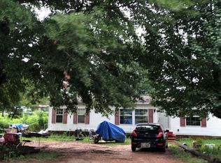 117 Wayne St, Mount Airy, NC 27030