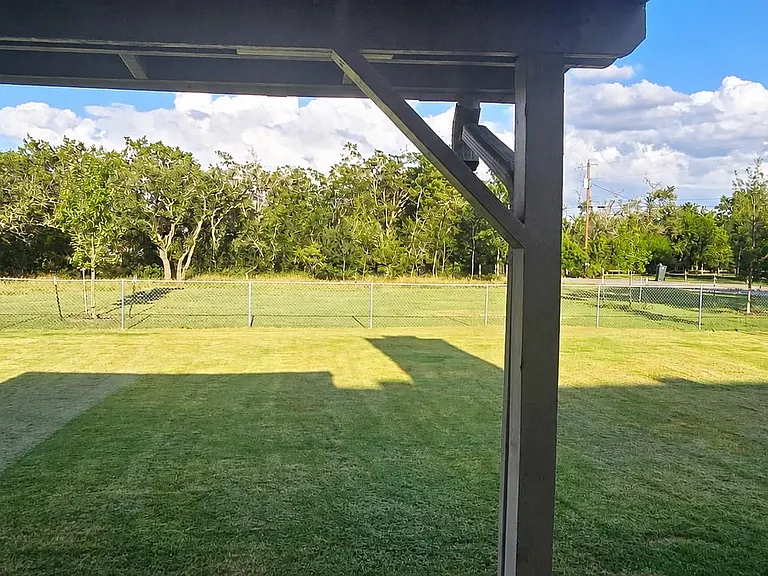 301 Retha Dr — Photo 22