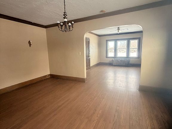 3rd image of 1609 17th Ave APT 2E