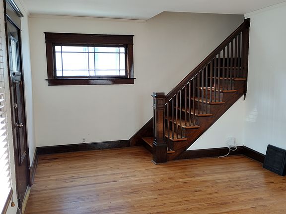 4th image of 4527 Francis St