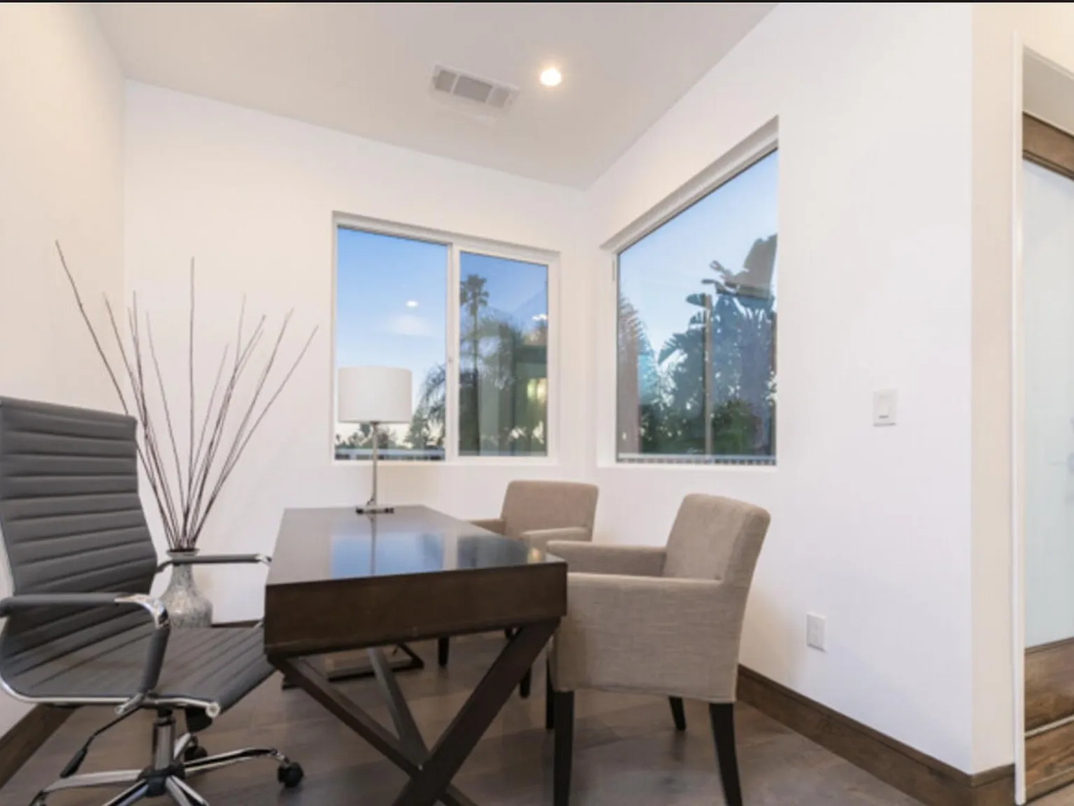 1522 1/2 S Crest Dr — Photo 4