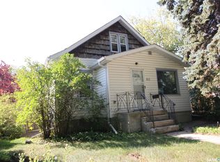612 7th St E, Saskatoon, SK S7H0X9