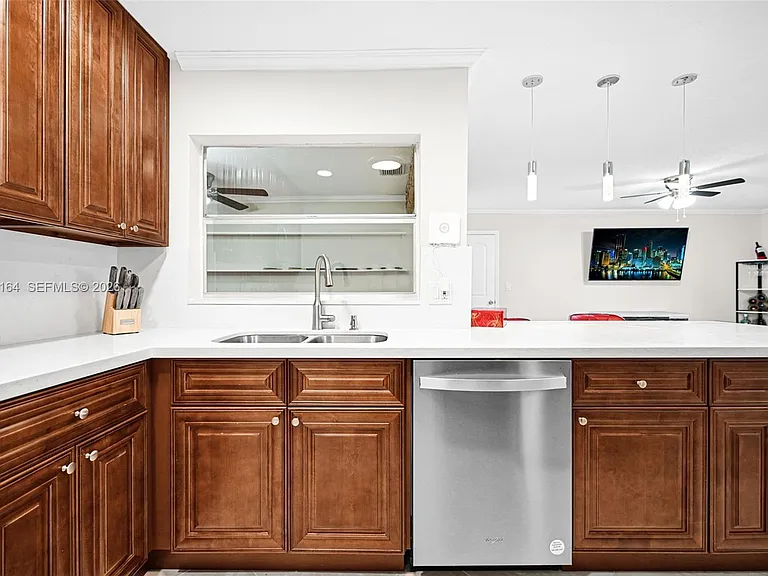 2528 SW Natura Blvd — Photo 9