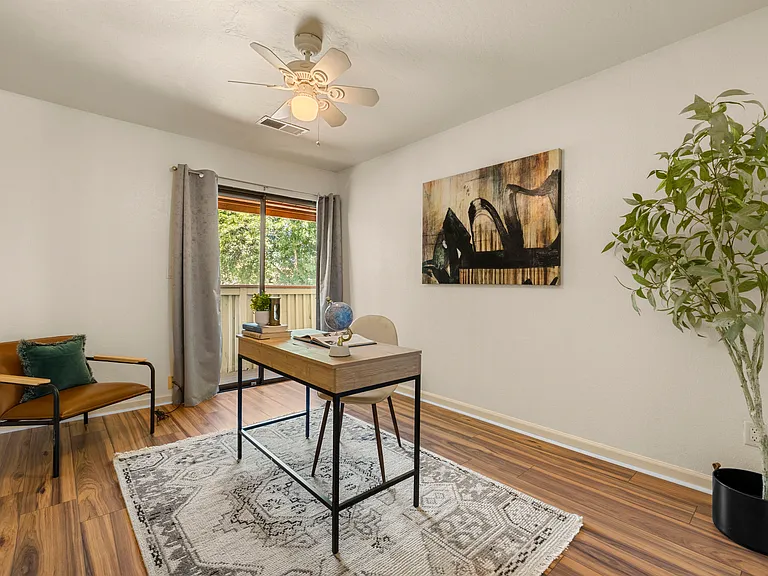 2520 Walters Way #10 — Photo 14