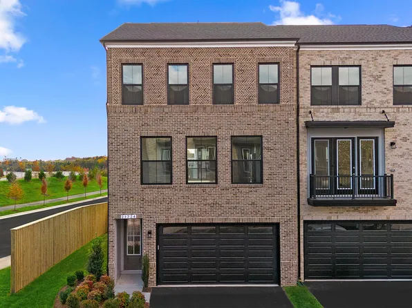 21724 Charing Cross Ter, Ashburn, VA 20148