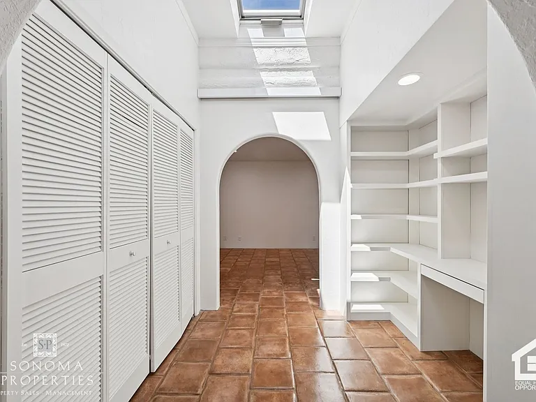 424 La Quinta Ln — Photo 17