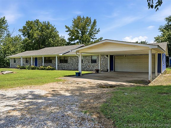 3rd image of 502 Fir Ln