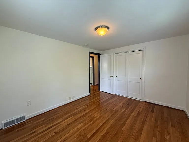 151 W Prospect Ave — Photo 17