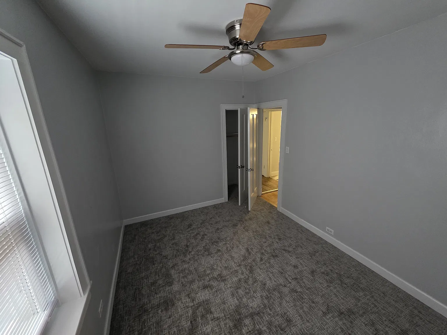 3 bed, 1500 sqft, $2,200 — Photo 2