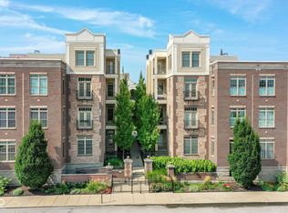450 E Ohio St APT 307, Indianapolis, IN