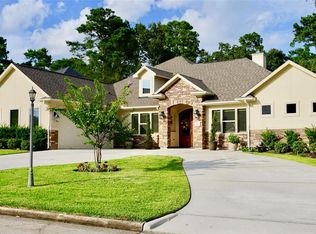 223 Monterrey Rd W, Montgomery, TX 77356