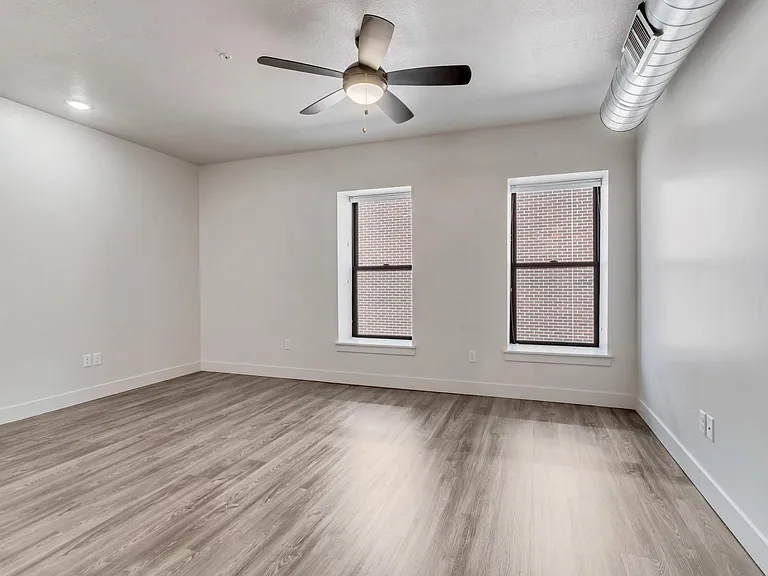 606 W North Temple St #204 — Photo 14