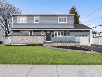 19 Hicks Avenue, Syosset, NY, 11791