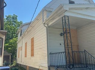 31 Floss Ave, Buffalo, NY 14211