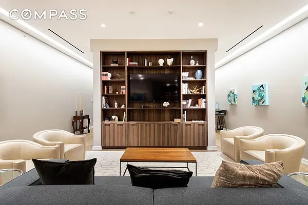 Rented by Compass | media 35