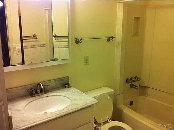 2nd image of 4344 Langley Ave APT A26