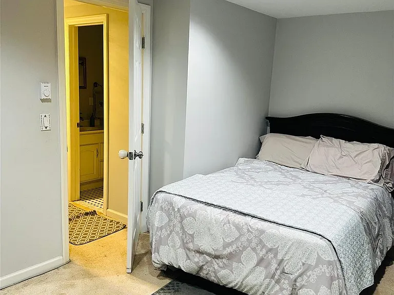 1901 Village Dr — Photo 14