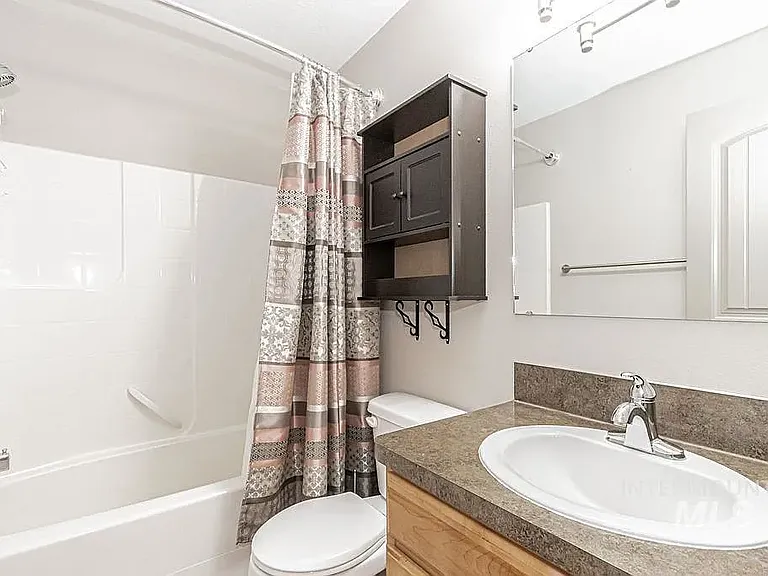 2221 S Frontier Dr — Photo 19