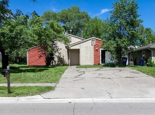 1302 E 25th Ter #1, Lawrence, KS 66046