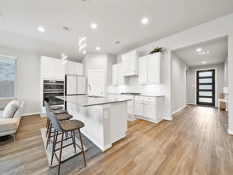 28447 Halle Ray Dr — Photo 24