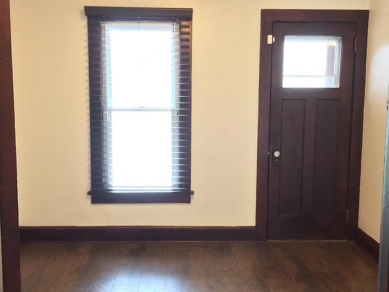 850 Elk St #3 — Photo 10
