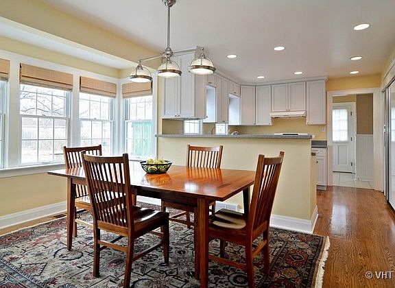 5th image of 1106 S Nightingale Dr