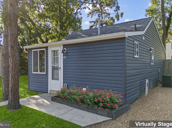 709 Tampa Rd, Forked River, NJ 08731