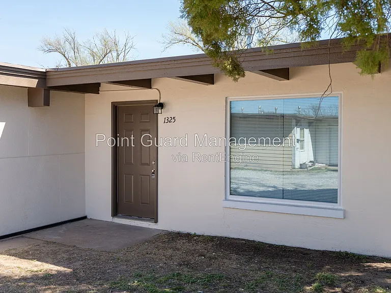 1341 W Dora St #1341 — Photo 24