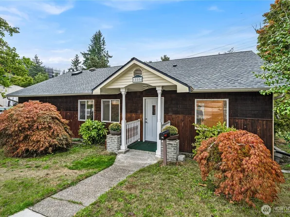 18504 8th Ave NE, Shoreline, WA 98155