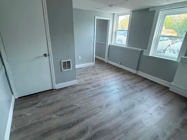 6 Overlook St APT B, North Grafton, MA 01536