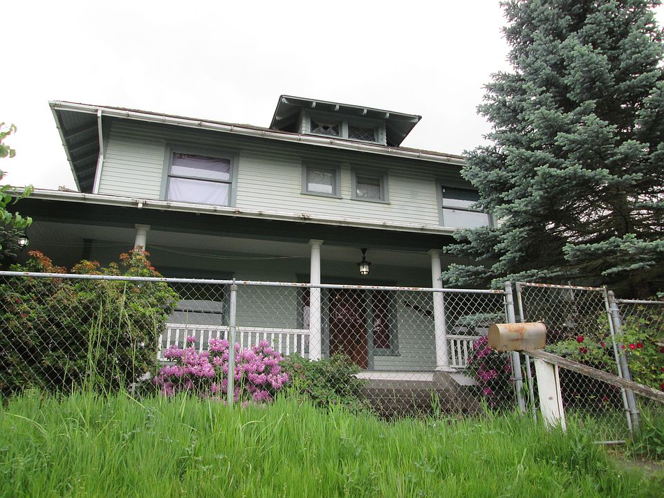 1st image of 1632 E 31st St