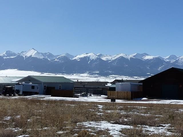 2nd image of 302 3rd St