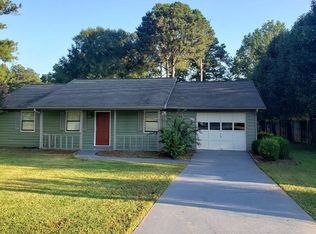 95 Meadowview Ter, Oxford, GA 30054