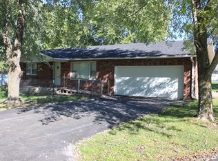 88 Red Top Rd, Buffalo, MO 65622