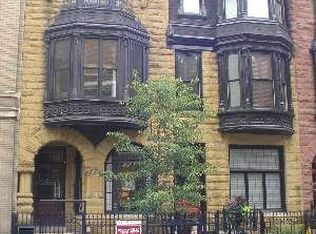 51 E Division St, Chicago, IL 60610