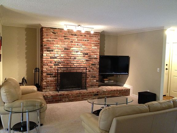 2nd image of 4058 Warwick Blvd APT 3
