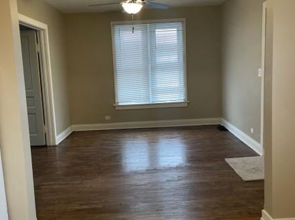 15301 Center Ave