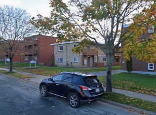 113 Pinecrest Dr #3, Halifax, NS B3A 2J7