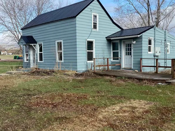 106 E 5th St, Egan, SD 57024