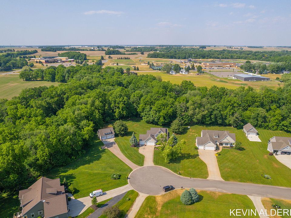 4877 Green Ridge Trl, Hamilton, MI 49419 Zillow