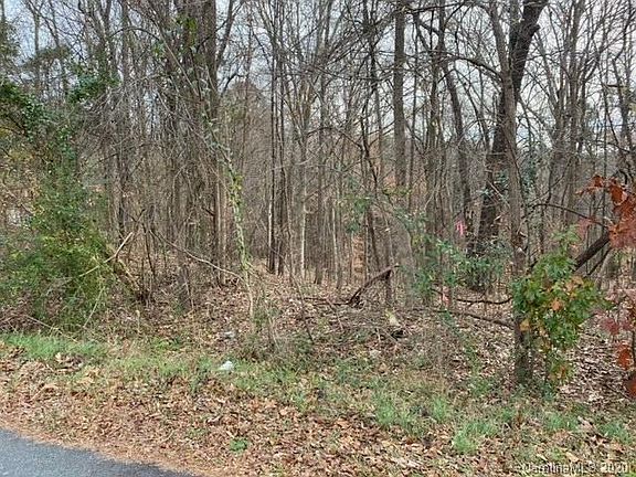 2nd image of 1117 Skyland Dr