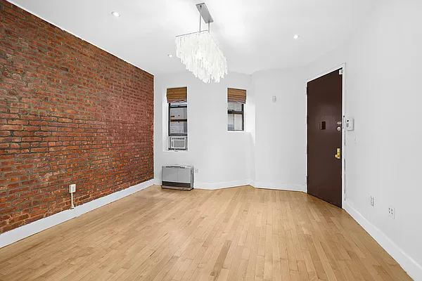 Rented by Corcoran | media 7