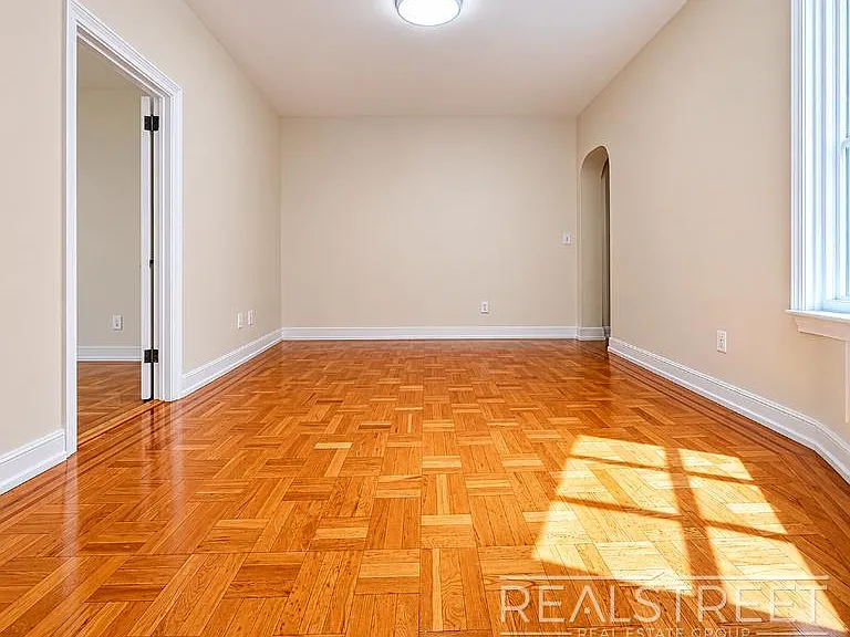 226 W 108th St #4C — Photo 3