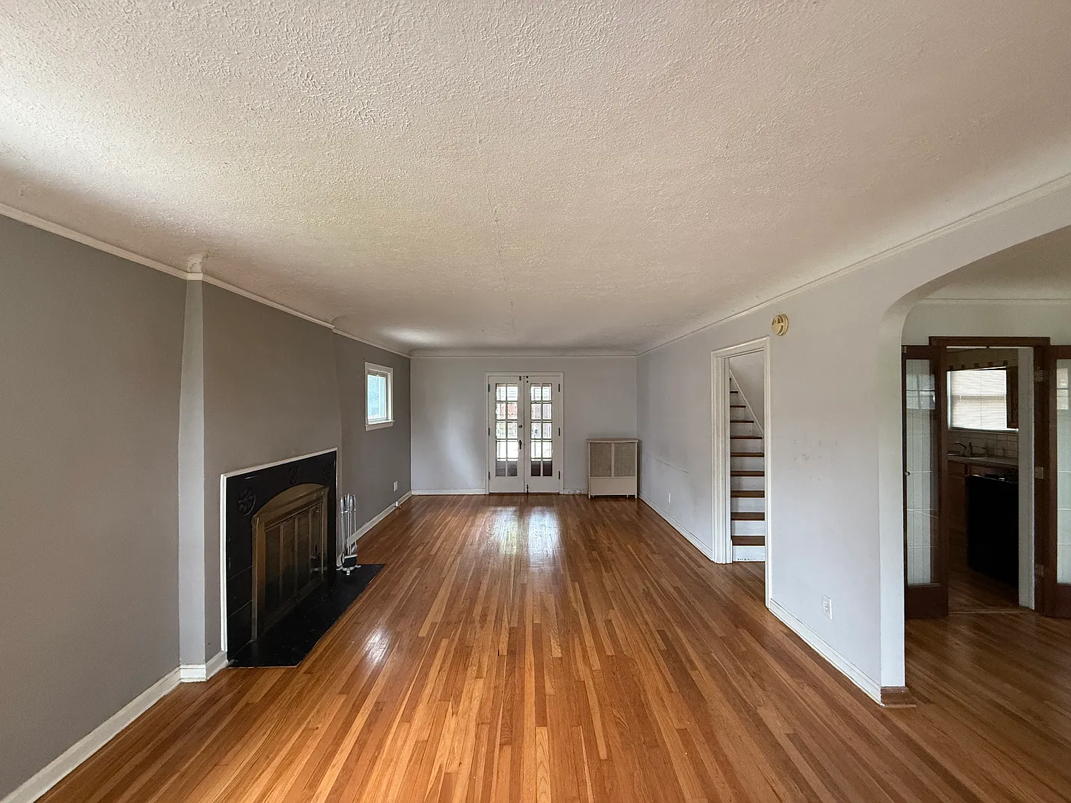 1953 Staunton Road — Photo 2