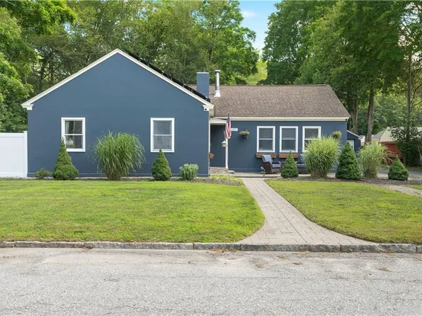 103 Stockwell Rd, Burrillville, RI 02830