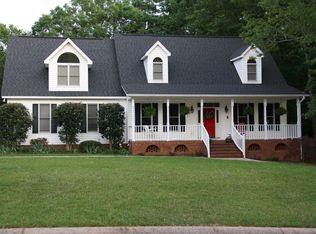 511 Carriage Lake Dr, Lexington, SC 29072