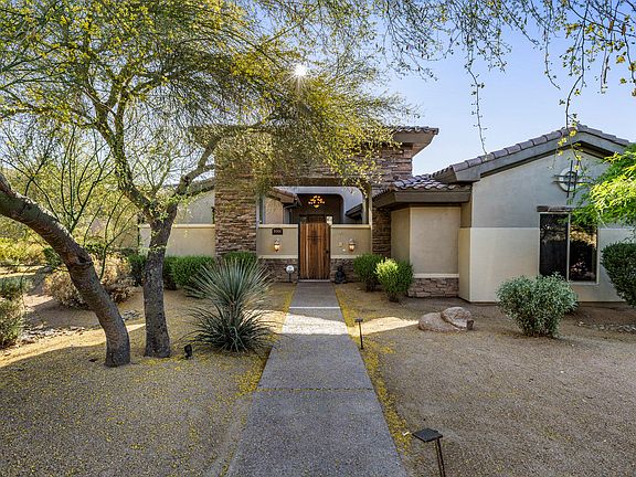 2nd image of 8006 S 38th Pl