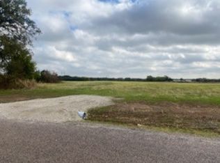 971 Yowell Rd, Whitesboro, TX 76273